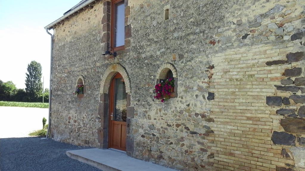 Maison De Vacances Avec Piscine Interieure - Le Grand Champagne Villa Saint-Victeur Exterior photo